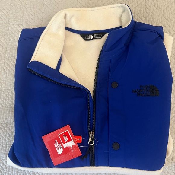 The North Face Blue and White Fleece Jacket - Picture 8 of 8